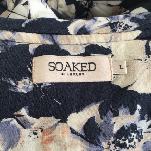 SOAKED IN LUXURY size M/L quilted jacket with blue/white/rose floral pattern - Picture 13 of 14